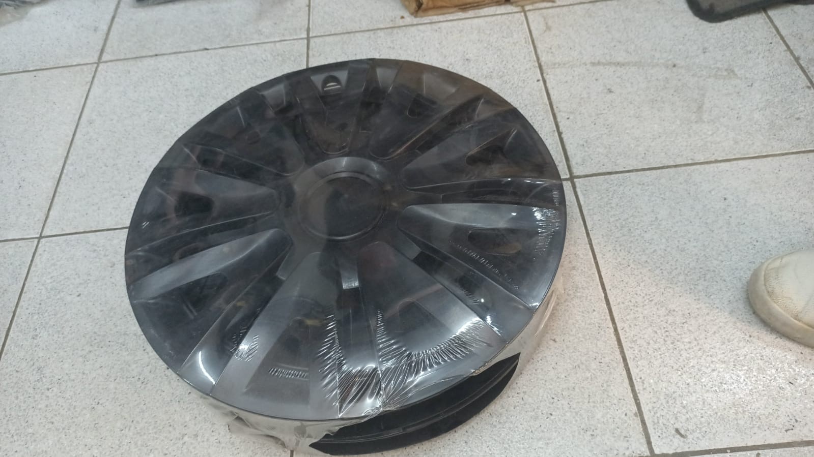 Enjoliveur noir 14 et 15 pouces Design Sport & Élégance – Image 3